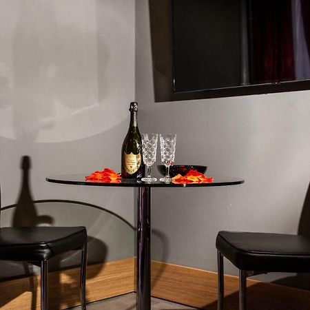 نابولي Umberto I° Suite & Spa المظهر الخارجي الصورة