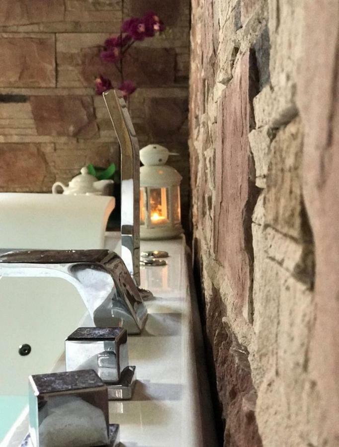 نابولي Umberto I° Suite & Spa المظهر الخارجي الصورة