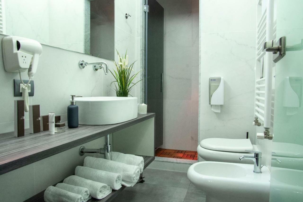 نابولي Umberto I° Suite & Spa المظهر الخارجي الصورة