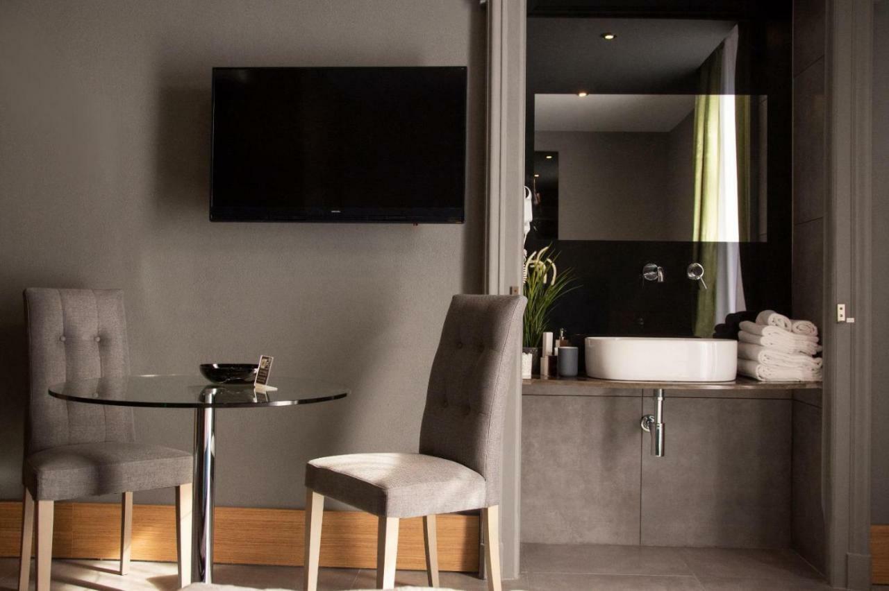 نابولي Umberto I° Suite & Spa المظهر الخارجي الصورة