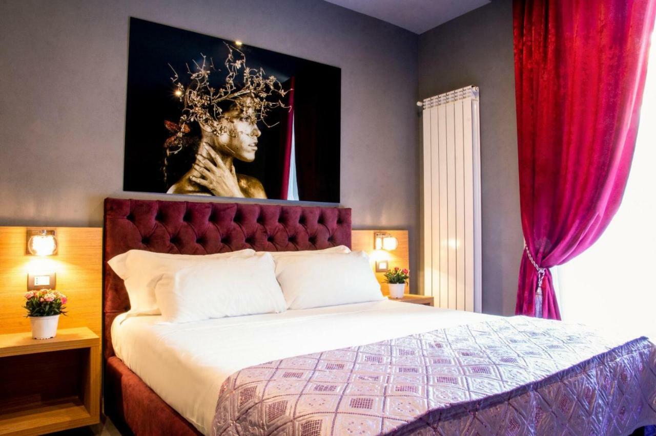 نابولي Umberto I° Suite & Spa المظهر الخارجي الصورة